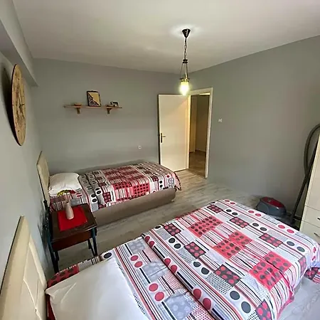 Hotel Esyali Kiralik Balgat Hastaneye Yakin 3*